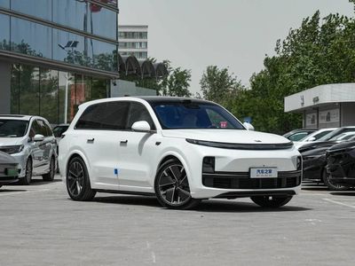 Ли 9 ультра РЕСТАЙЛИНГ сотилади.