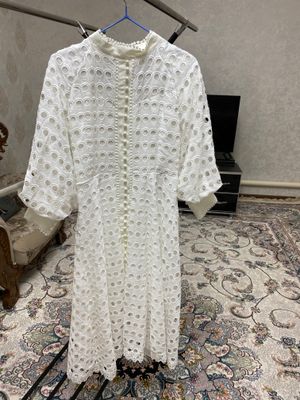 Платье с французским длиной