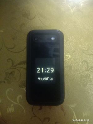 NOKIA 2660 Filp