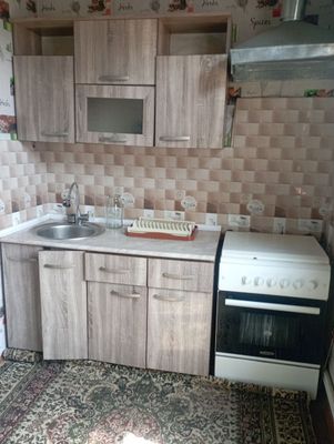 Zangiota Eshonguzarda kvartira ijaraga beriladi 1 xona 2 xona qilingan