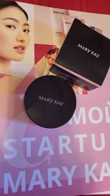 Шелковистая пудра от Mary kay