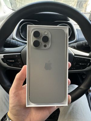 Iphone 15 pro max 90% sim karta