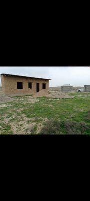 Qarshi shahri yaqinida 6 sotixli ikki xona uy sotiladi