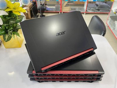 Acer nitro 16gb 512 ssd