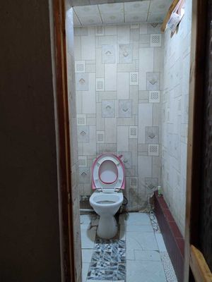 G'ijduvon shahrida uy sotiladi.