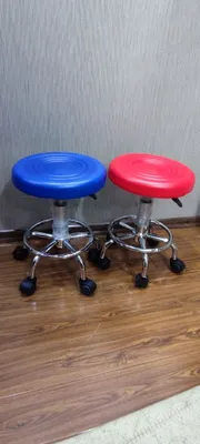 Стул для салона и медики. От 300 до 550 тысяч