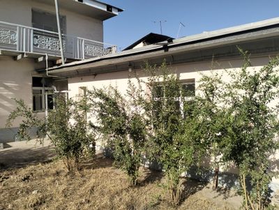 Arenda uchaska 2-3 xona yangi remont