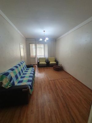 Юнусабад 15кв Аренда 2комн 3 этаж