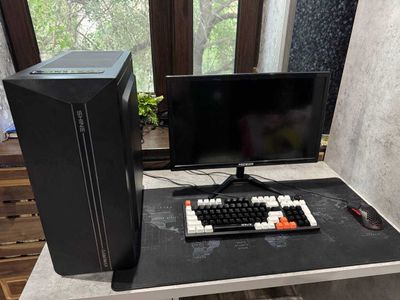 Продается средне игровой компьютер
