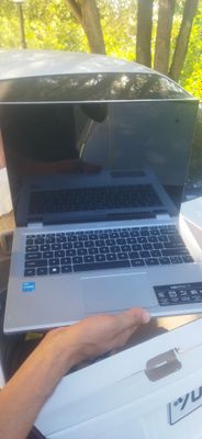 Acer aspire3 Spin14 Yap yangi sotiladi yoki Yangi iPhone va almashtiri
