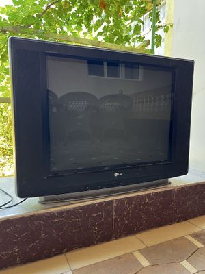 Televizor LG ishlatilgan holatda
