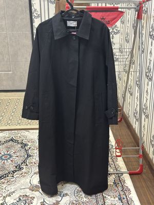Продается женский плащ