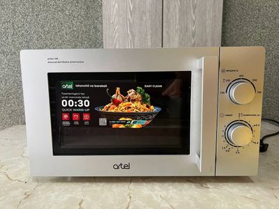 Продаю микроволновую печь Artel, состояние отличное, не используется.