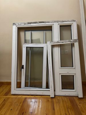 Рамы пластиковые Б.У.