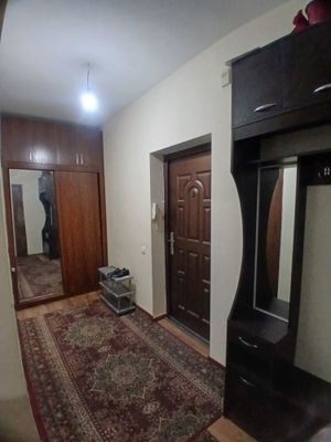 sergile choshteppa mitro oldidan 1 /2 xona qilingan uy ijaraga berilad