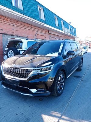 KIA CARNIVAL 9 Kishili koreyski