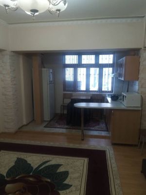 Аренда. М. Ойбек. 1в2-комн Посольство Кореи