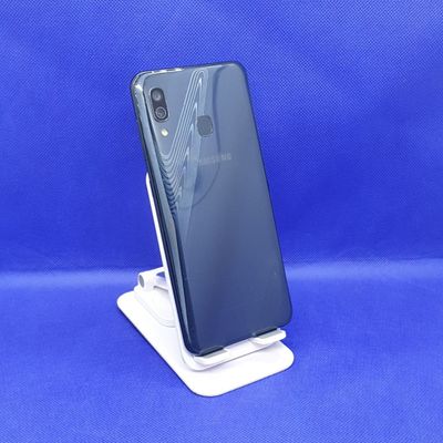 Samsung Galaxy A30