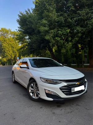 Malibu 2 turbo sotiladi