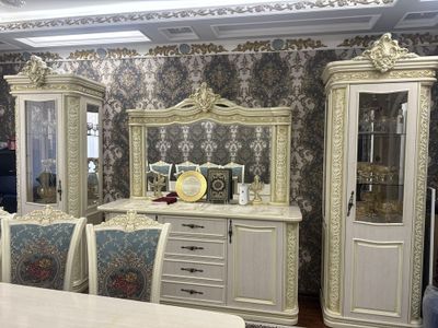 Мебель китай Б/у состояние как новое