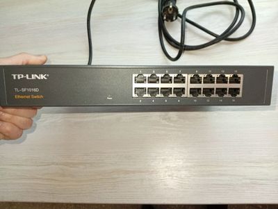 TP-LINK TL-SF1016D internet switch sotiladi