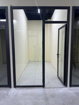 Ибн Сино Белтепада 9 кв МАГАЗИН 100$ га Арендага берилади