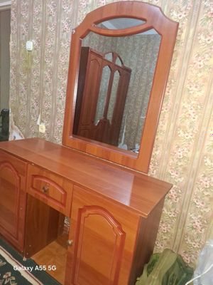 kamplekt yotaxona uchun mebil  holati yaxshi