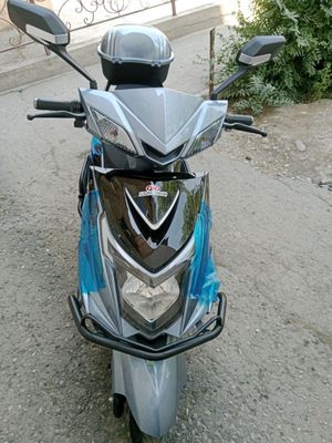 Skuter yangii fargona shaxarda elektro skuter 72volt 20 anper