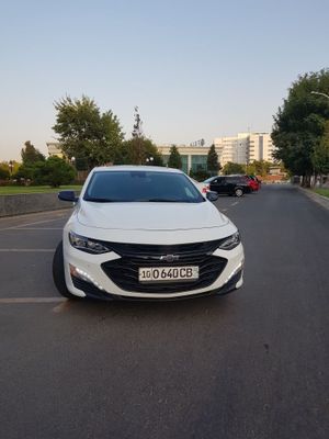 Malibu XL 2023 yil Oq Toza