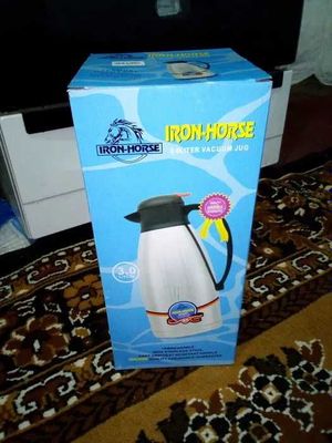 Termos choynak Iron Horse 3 litr sotiladi