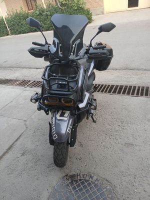 Skutir tank sotiladi