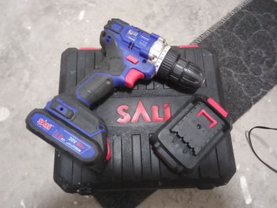 Шуруповёрт SALI 8220 B