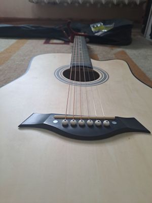 Agustik gitara 38 o'lcham