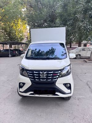 Changan 2023 sotiladi