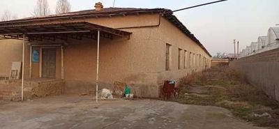 Сдаются недорого в аренду крытые склады и производственный помещение