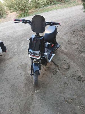 Skuter 6 akumlyatorlik avto zadniy