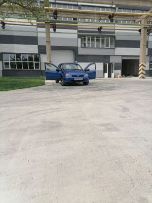 Лада калина сотилади.