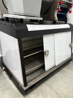 Электрический обогреватель (витрина подогрева)