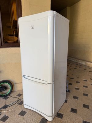 Холодильник Индизит