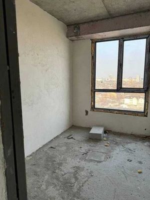 2-к. квартира 46 м², вид на центр, Black Tower, без ремонта, 11/13 эт`