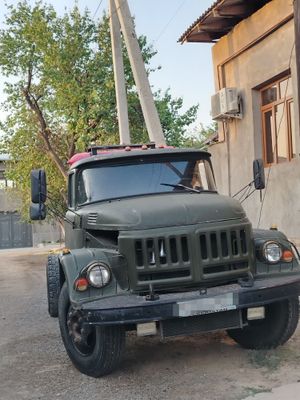 Zil tigach sotiladi