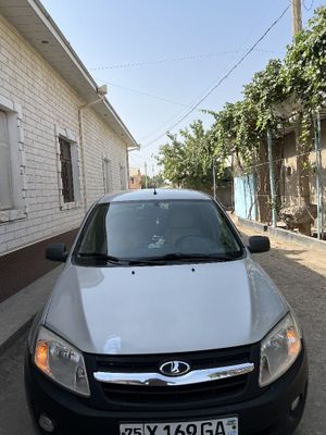 Lada Granta 2015