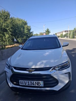 Chevrolet Tracker 1.0T AT 325T
