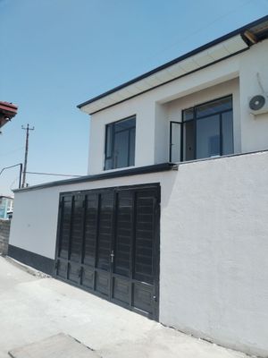 Продам срочно 2-х эт.дом дом 1,5 соток 5 комнаты Бектемирский район