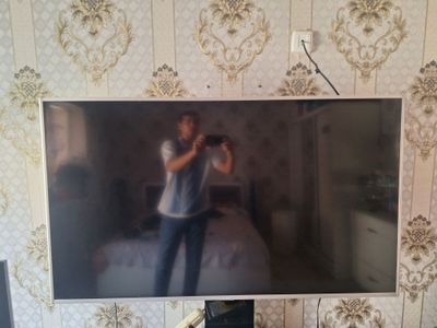 Продаётся телевизор Artel Smart 55" 4K
