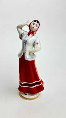Фарфоровая статуэтка русский танец ЛФЗ СССР антиквариат фигурка