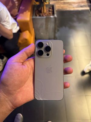 Iphone 15 pro память: 128 гб емкость 87% каробка фулл