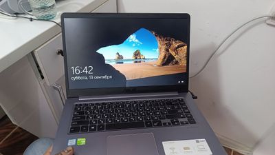 Asus vivobook ноутбук сотилади