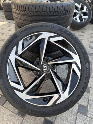 Hyundai sonata full diska baloni ideal yengi xolatda obmenam bor