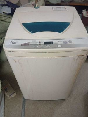 продам стиралку midea рабочую
